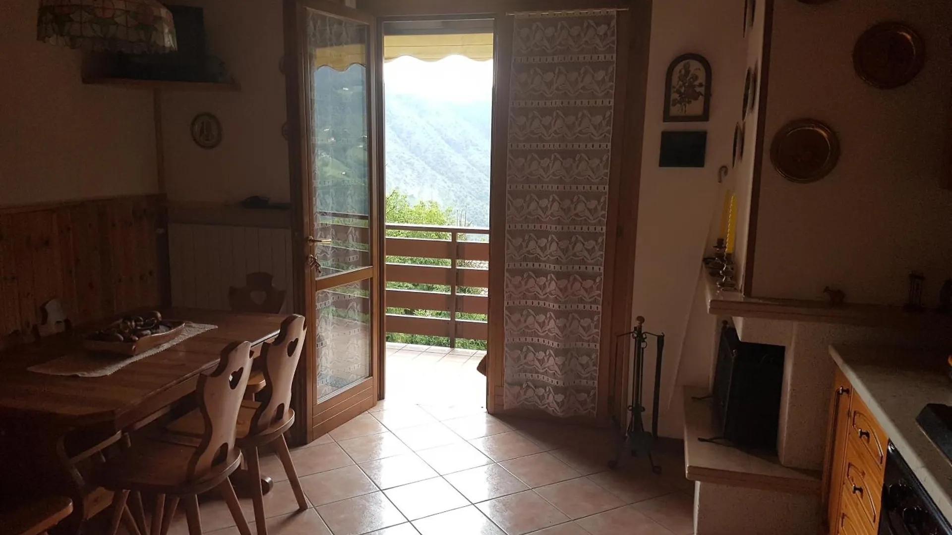 아파트 Casa Vacanze Gorno